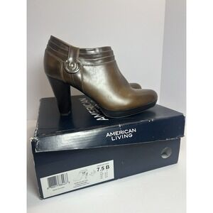American Living Brown Faux Leather Ankle Boots Heeled Booties Side Zip Women 7.5